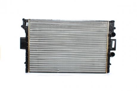FIAT радиатор охолодження Iveco Daily III 2.8d 99- ASAM 32821