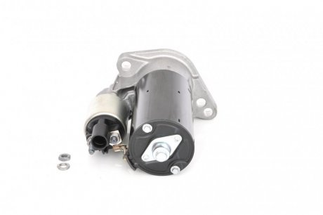 Стартер 12v, 1.7kw BOSCH 0001123020