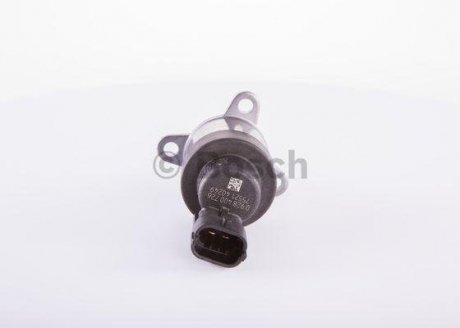 Клапан редукційний тиску палива CR IVECO DAILY 06-/FIAT DUCATO 08- BOSCH 0 928 400 726 (фото 1)