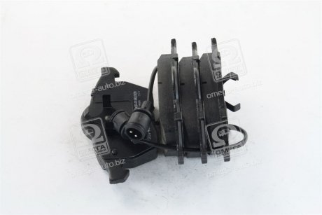 Тормозные колодки дисковые передние VW Passat 97-; AUDI 100 91-, A6 94- BOSCH 0986460937 (фото 1)