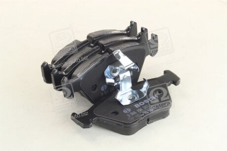 Тормозные колодки дисковые передние BMW 5-serie E39 BOSCH 0986494007 (фото 1)