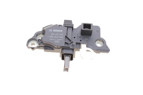 Регулятор генератора BOSCH 1986AE0066