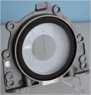 Сальник двигателя REAR VAG 1.6/1.8/2.0 98-> в корпусе, с монтажной оболочкой PTFE CORTECO 20019557B (фото 1)