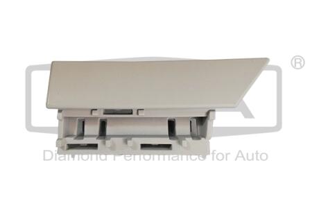 Накладка порога права передня (хром) VW Passat (14-) Dpa 88531802202