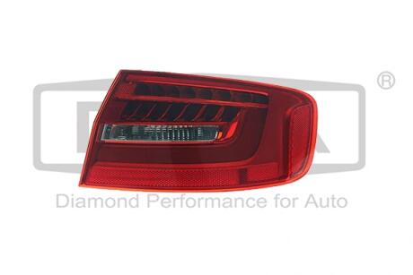 Задня фара права зовнішня LED Dpa 99451822802
