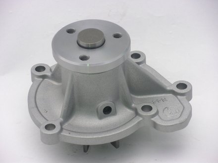 Насос водяной NISSAN GMB GWN44A