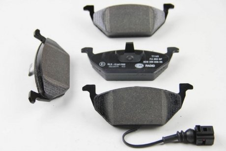 VW Тормозные колодки передн.Golf V/VI,Caddy III 04-,Skoda Fabia,Octavia 04- HELLA 8DB 355 008551