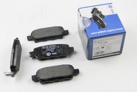 Колодки гальмівні дискові; задня вісь HELLA 8DB 355 010241
