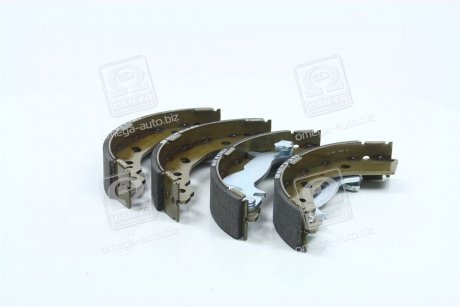 Комплект гальмівних колодок з 4 шт. барабанів Hi-Q (SANGSIN) SA132 (фото 1)