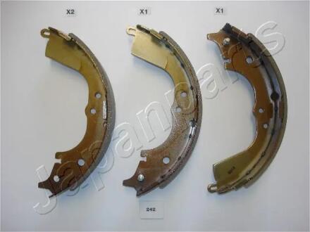 TOYOTA Щеки тормозные HIACE IV 95- JAPANPARTS GF242AF