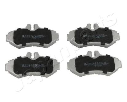 DB колодки гальмівні задні SPRINTER 95- JAPANPARTS PP0513AF