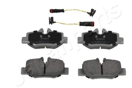 DB Тормозные колодки задн.дисковые Vito,Viano 2003- JAPANPARTS PP0529AF