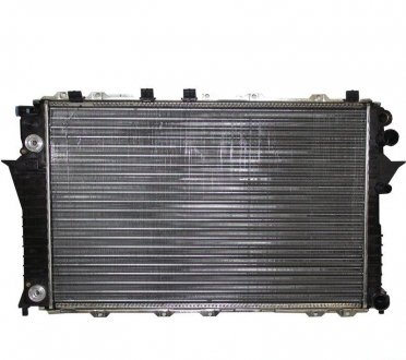 Радиатор охлаждения Audi 100/A6 -97 (632x409x26) JP GROUP 1114205100 (фото 1)