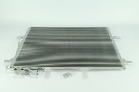 KALE DB Радиатор кондиционера W211 02- Kale oto radyator 381600