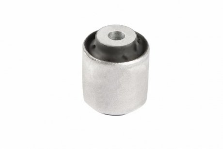 BMW С/блок передн.рычага задний,нижн.5 F10,7 F01,X5 F15 09- KAUTEK BMBS174