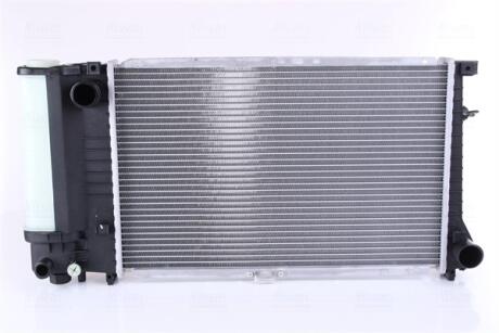 Радиатор охлаждения BMW 5 E34 (88-) 520 i NISSENS 60736A