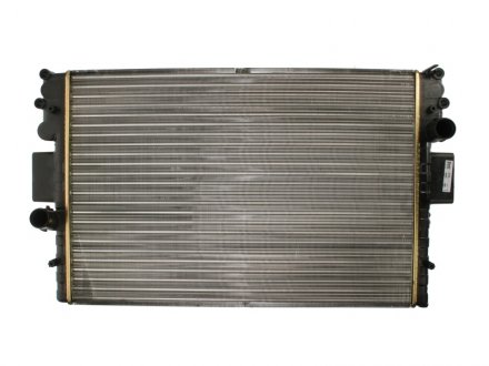 Радиатор системы охлаждения NISSENS 61981 (фото 1)