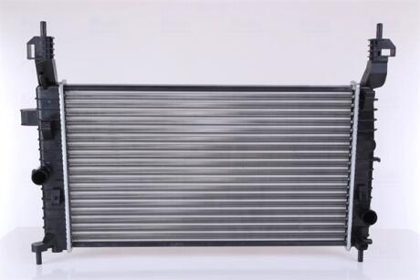 Радiатор NISSENS 63087A