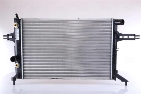 Радиатор охлаждения NISSENS 63248A