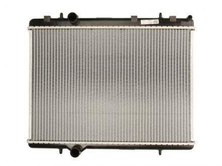 Радиатор системы охлаждения NISSENS 636006