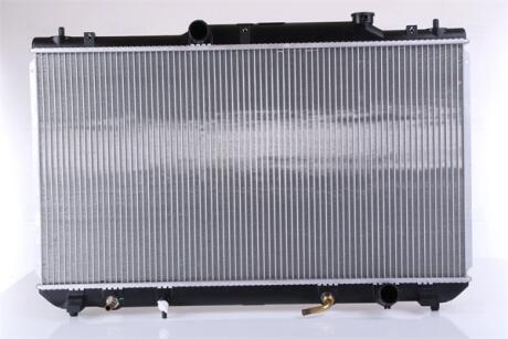 Радиатор охлаждения NISSENS 646925