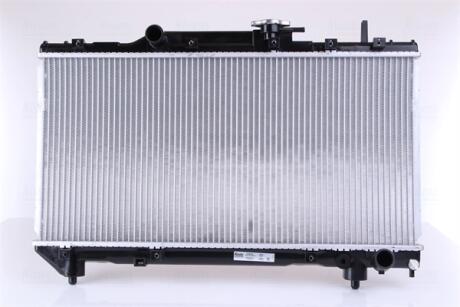 Радиатор охлаждения TOYOTA CARINA E (T19#) (92-) 2.0 i NISSENS 64837A