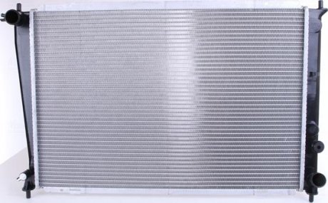 Радіатор охолоджування HYUNDAI H1, H200 NISSENS 67039 (фото 1)