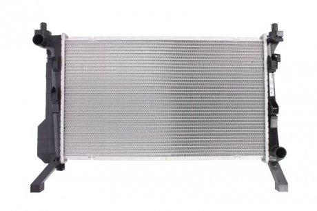 Радиатор охлаждения NISSENS 67106