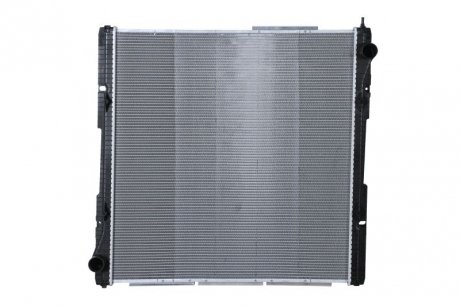 Радиатор системы охлаждения NISSENS 672920 (фото 1)