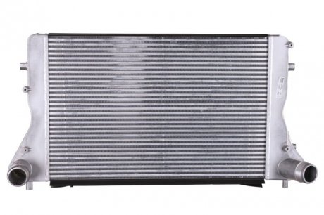 Радиатор охлаждения NISSENS 96420 (фото 1)
