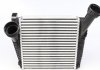 Радиатор интеркулера AUDI Q7 VW TOUAREG 2.5D/3.0D/4.2D 01.03- NRF 30198 (фото 6)