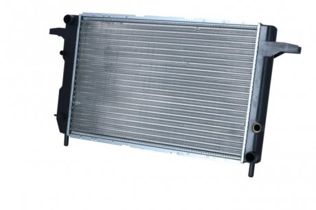 Радиатор охлаждения двигателя FORD Granada 85- NRF 50111