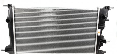 Радиатор охлаждения двигателя (MT) MEGANE III, SCENIC III 1.2/1.4/1.5D 11.08- NRF 53963 (фото 1)