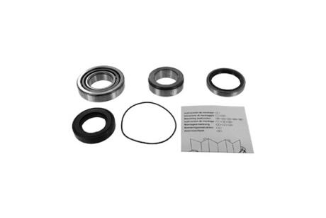 Підшипник маточини колеса (комплект) задньої MITSUBISHI L400,Space Gear SKF VKBA 3775