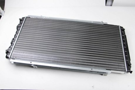 Радиатор воды, (790х409х32) THERMOTEC D7P001TT (фото 1)