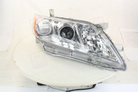 Фара прав. TOY CAMRY 06- TYC 206757011N