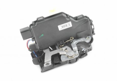 Замок передніх дверей L, Octavia 00-11, Superb 02-08/ Passat 00-05 VAG 3B1837015AP