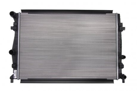 Радиатор системы охлаждения Valeo 735556 (фото 1)